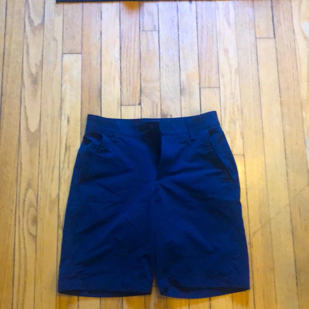 Men’s size 30 under armor dress shorts